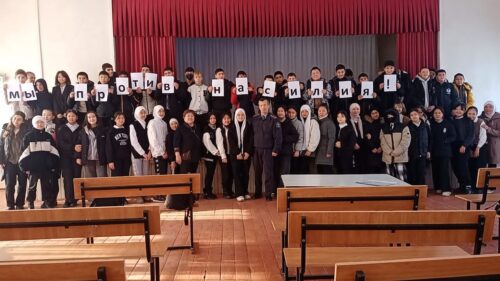 В школе прошла лекция на тему:"Мы против насилия"